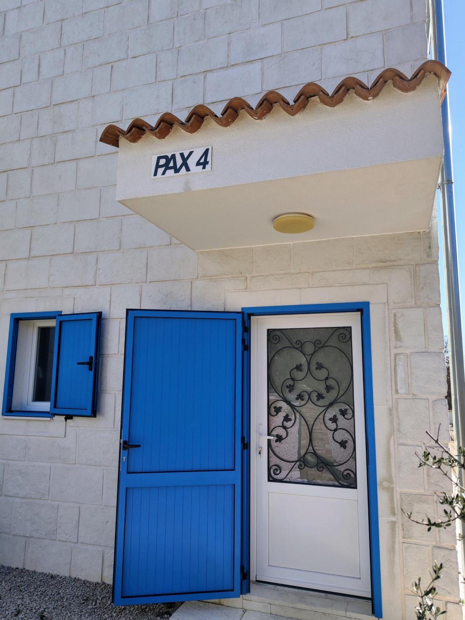 Pax Houses Vrh  Δωμάτιο φωτογραφία