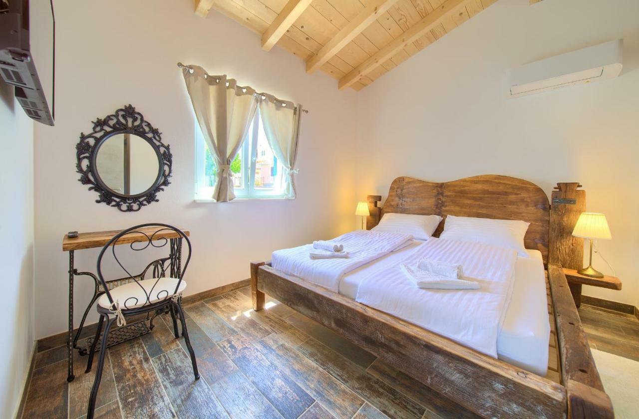 Pax Houses Vrh  Εξωτερικό φωτογραφία