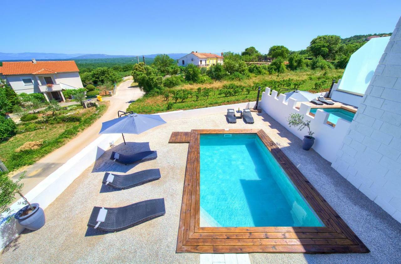Pax Houses Vrh  Εξωτερικό φωτογραφία