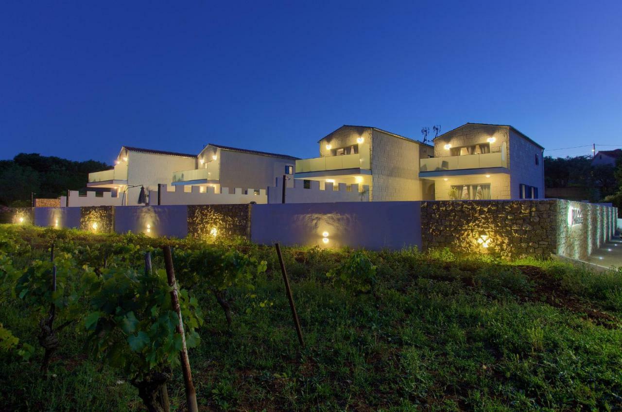 Pax Houses Vrh  Εξωτερικό φωτογραφία