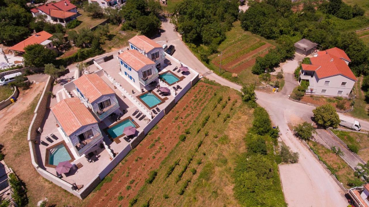 Pax Houses Vrh  Εξωτερικό φωτογραφία