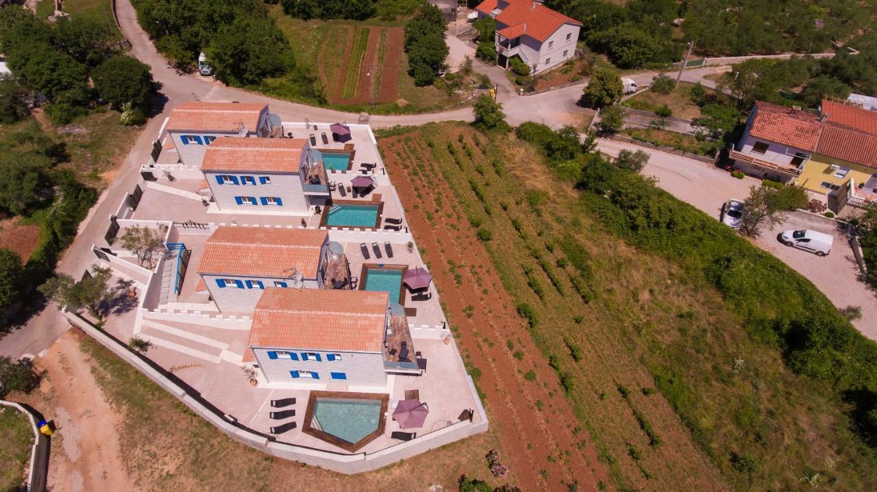 Pax Houses Vrh  Εξωτερικό φωτογραφία