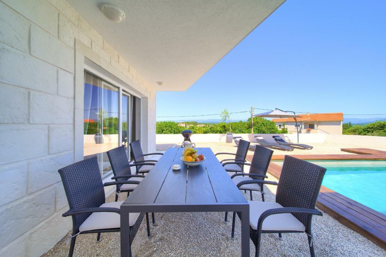 Pax Houses Vrh  Εξωτερικό φωτογραφία