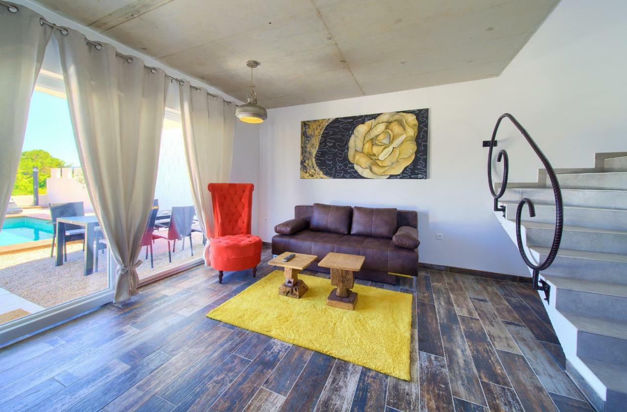 Pax Houses Vrh  Εξωτερικό φωτογραφία