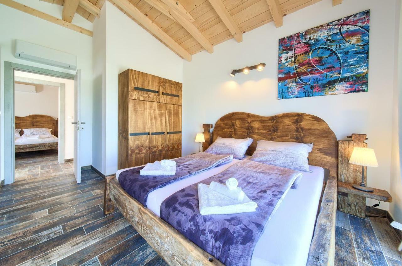 Pax Houses Vrh  Εξωτερικό φωτογραφία